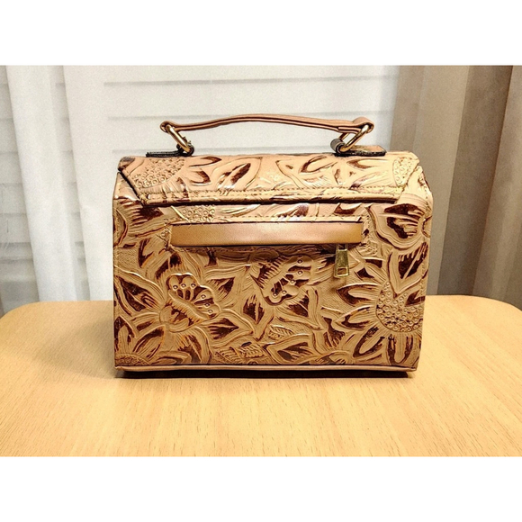 Gold Camel Beige Sunflower Embossed Tooled Artisan LEATHER Crossbody bag Purse - Picture 7 of 16